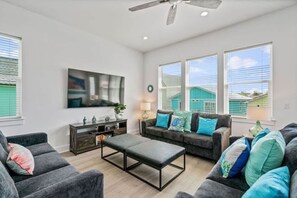 Smart TV, offices - Oceans 20 (Navarre)