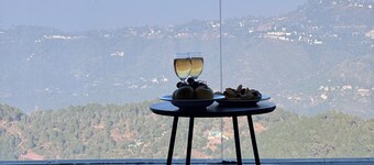 Amritara Kasauli kollections