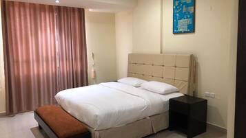 Executive Apartment | Seterika/papan seterika, Wi-fi percuma