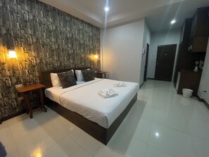 Free WiFi - Happyroom Airport Chiangrai (Chiang Rai)