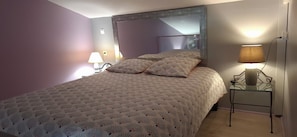 1 chambre, fer et planche Ă repasser, lit parapluie, Wi-Fi gratuit