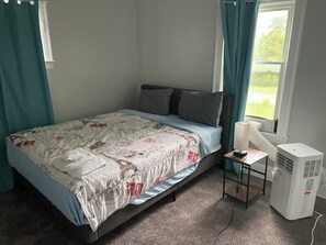 2 chambres, fer et planche Ă repasser, Wi-Fi, draps fournis