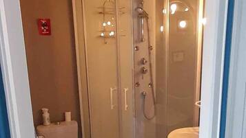 Savon, papier toilette