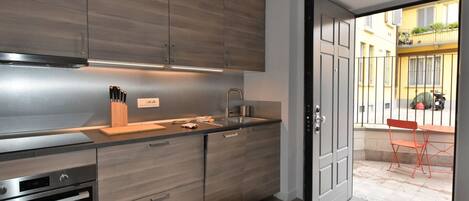 Microwave, oven, dishwasher