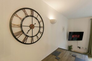 Interior - Raleigh Square-2BR Ground-Floor Apt in Nottingham (Nottingham)