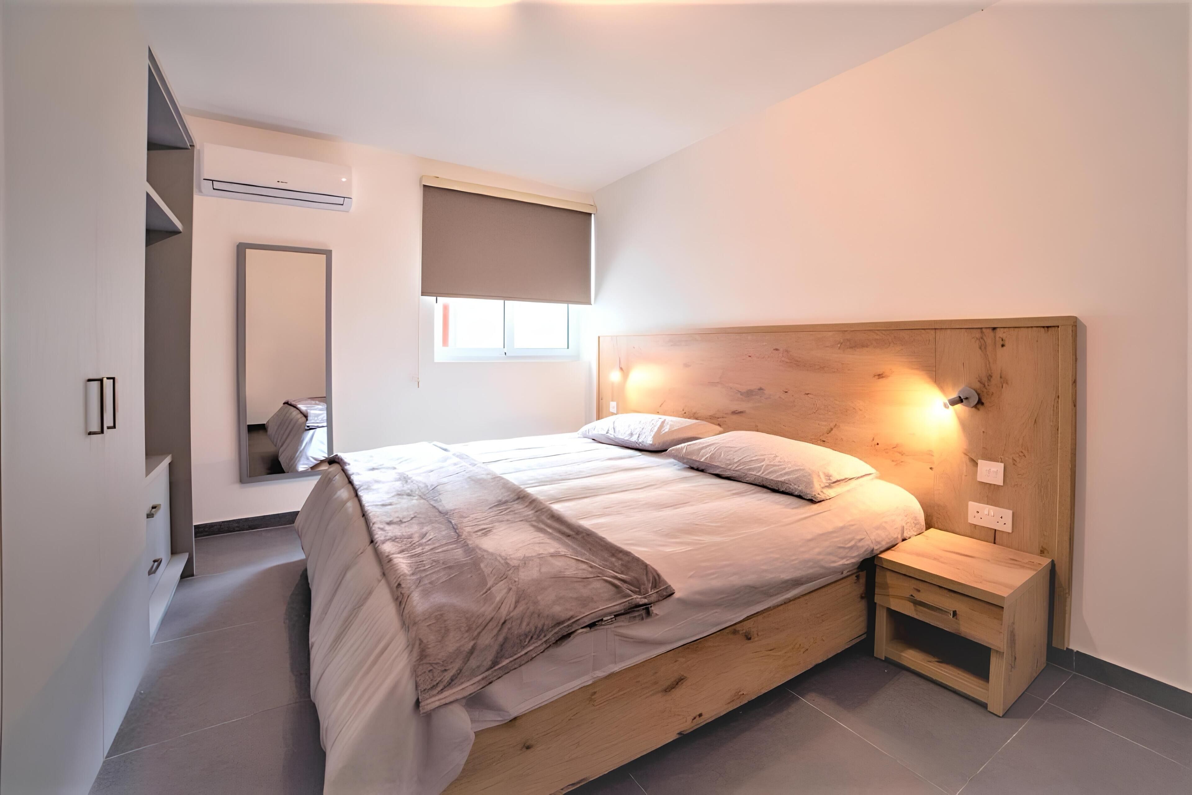 1 bedroom, iron/ironing board, free WiFi