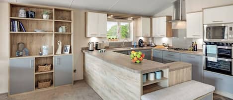 Fridge, oven, stovetop, toaster