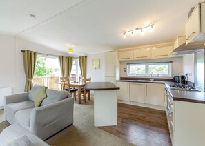 Interior - 1 bedroom accommodation in Nr St Austell (Nr St Austell)