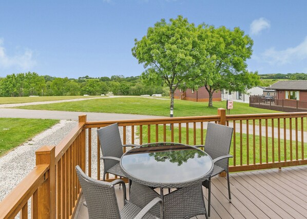 Unclassified image, 1 of 10, button