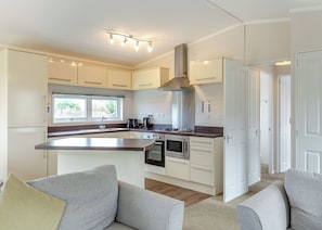 Fridge, oven, stovetop, toaster