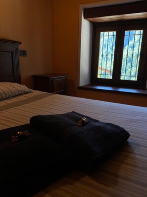 2 chambres, draps fournis