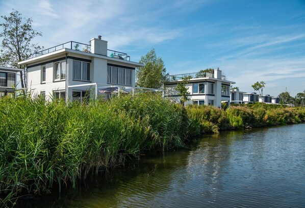 Chalet | Exterior - Nice Chalet With Dishwasher, Near the Veluwemeer (Nijkerk)