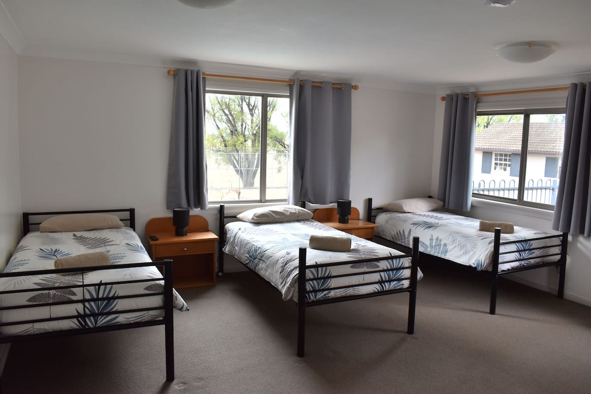 Quarto família | Individualmente mobiliados, Wi-Fi de cortesia