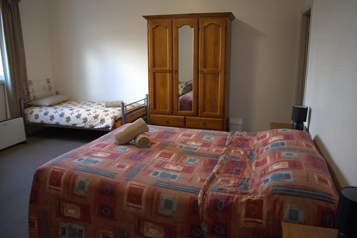 1 bedroom, individually furnished, free WiFi