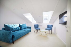 Apartment | Living area