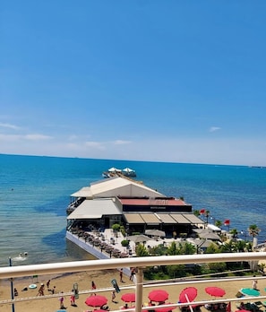 Panoramic-Apartment, Meerblick | Terrasse/Patio