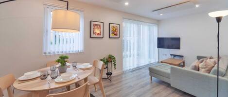 Télévision, espaces bureaux