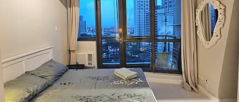 Standard Apartment, City View | 1 bedroom, Egyptian cotton sheets, premium bedding, laptop workspace