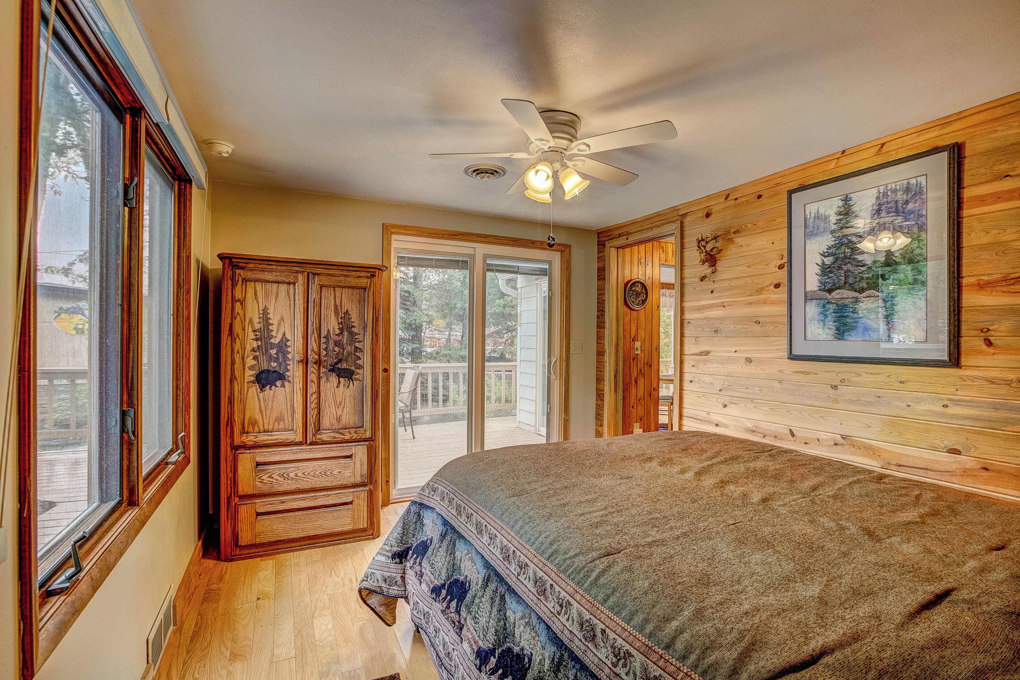 2 bedrooms, iron/ironing board, travel crib, bed sheets