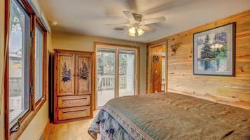 2 bedrooms, iron/ironing board, travel crib, bed sheets