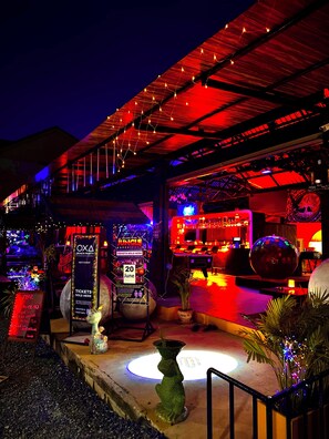 Interior entrance - MBAR HOSTEL HAAD RIN (Ko Pha-ngan)