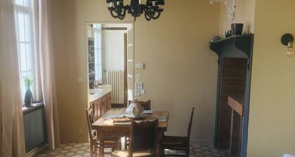 Lannexe, Dans le Centre du Bourg, Animaux de Compagnie Acceptés