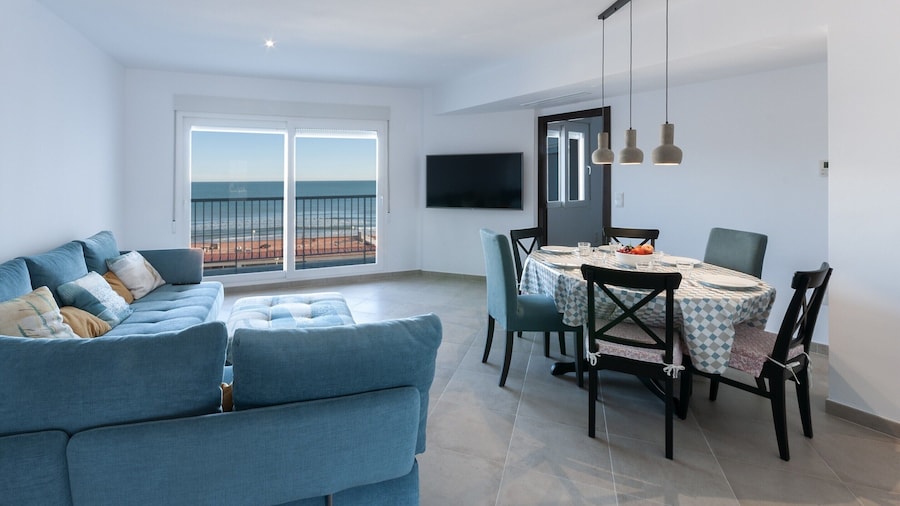 Sea Pearl - Apartment In Daimus. Free Wifi