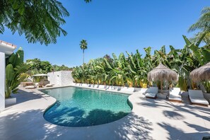 Piscina externa