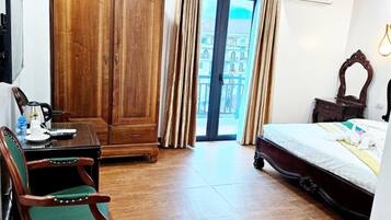 Deluxe Double Room Single Use, Balcony | In-room safe, desk, blackout curtains, soundproofing