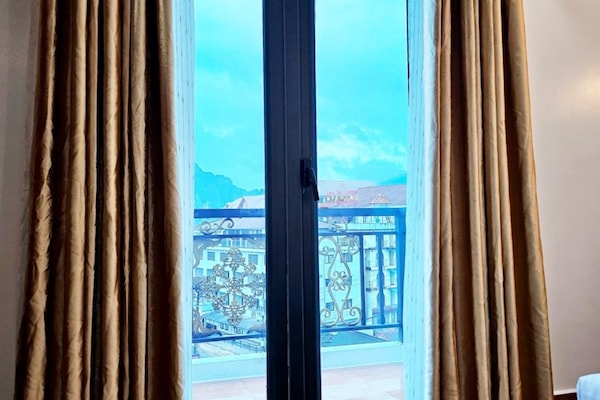 In-room safe, desk, blackout curtains, soundproofing
