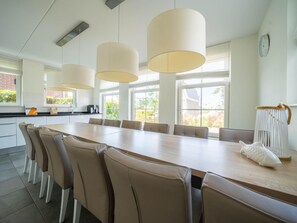 Private kitchen - Holiday Home With Sauna Near Amsterdam (Uitdam)