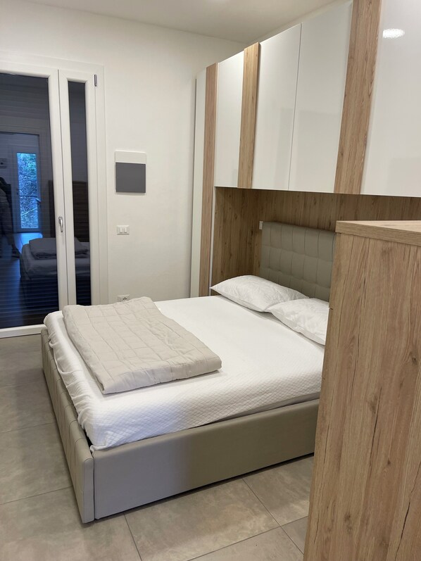 1 sovrum, strykjärn/strykbräda, wi-fi och sängkläder