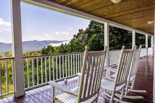 Big Group Getaway | 7BR, 5BA