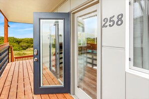 Exterior detail - Your Face in the Sun & Toes in the Sand. Perfect. (Ocean Shores)