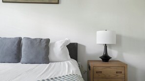 1 bedroom, desk, iron/ironing board, WiFi