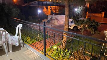 Comfort Apartment, Garden View | Terrace/patio