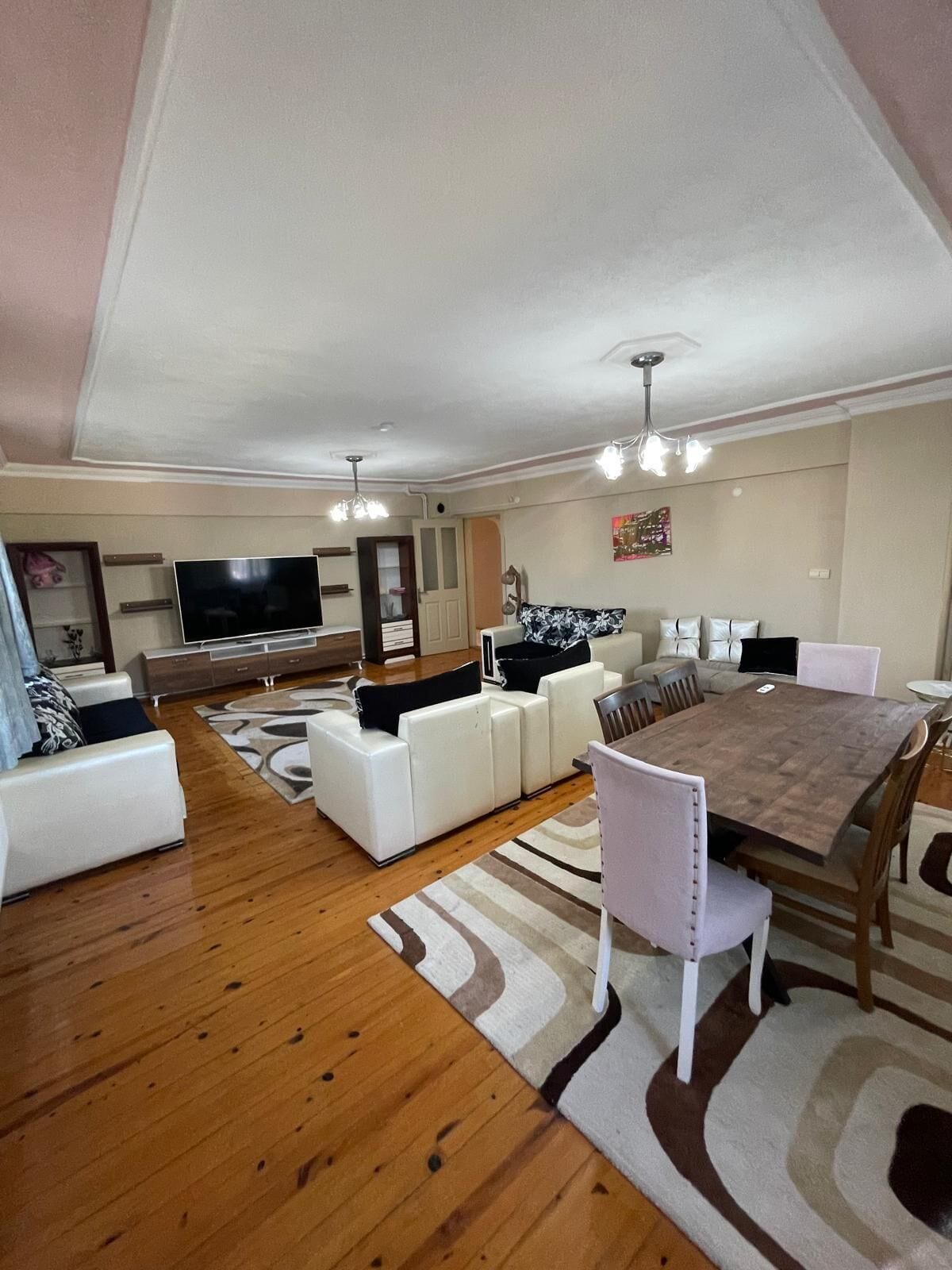 Comfort Apartment, Garden View | Egyptian cotton sheets, premium bedding, Select Comfort beds, desk