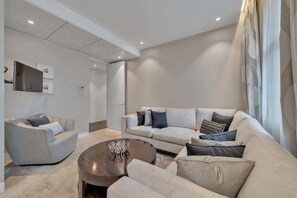 Televisio, työhuone