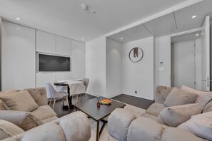 TV, offices
