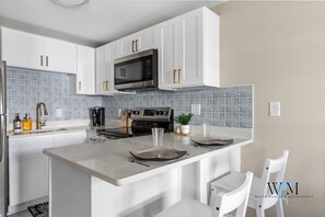 Coffee/tea maker - First Floor 1 Bed/1 Bath poolside near Boardwalk (Ocean City)