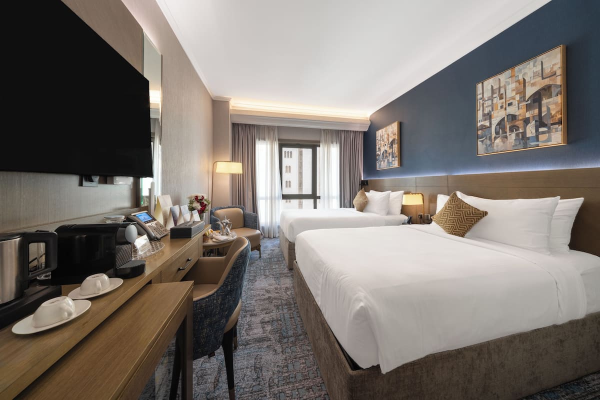 Zweibettzimmer, Stadtblick | Verdunkelungsvorhänge, schallisolierte Zimmer, Bügeleisen/Bügelbrett