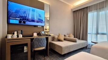 Standard Twin Room with Sofa | Rideaux occultants, chambres insonorisées, fer et planche à repasser