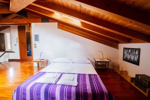 2 bedrooms, iron/ironing board
