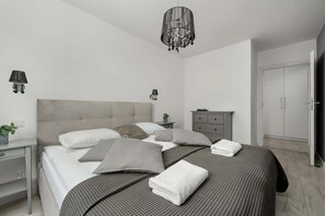 2 Schlafzimmer, Bügeleisen/Bügelbrett, WLAN, Bettwäsche