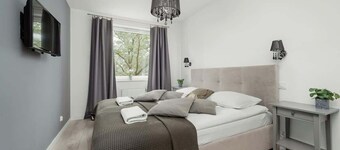 Stylish Apartment with 2 Bedrooms | Balcony and Parking