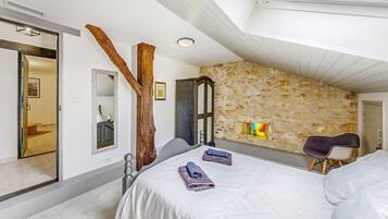 4 Schlafzimmer, Bügeleisen/Bügelbrett, WLAN, Bettwäsche