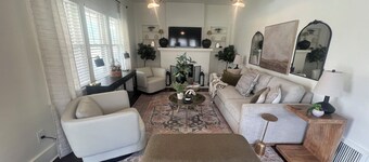 Sunsets Overlooking Golf Course! Prime Location!