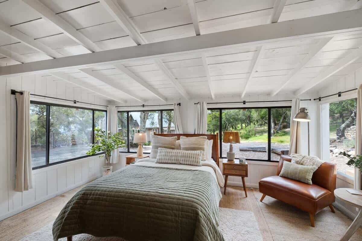 3 chambres, fer et planche à repasser, lit parapluie, Wi-Fi