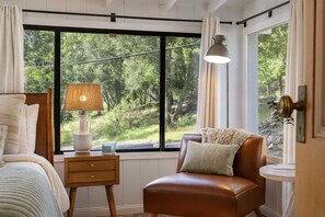 3 bedrooms, iron/ironing board, travel crib, WiFi