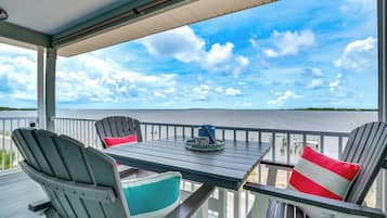House (3 Bedrooms) | Front of property